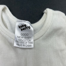 Load image into Gallery viewer, unisex Baby Berry, white ribbed cotton singlet top, EUC, size 0000,  