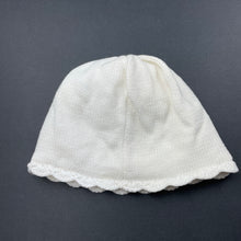 Load image into Gallery viewer, Girls Higgledee, lined knitted cotton hat / beanie, EUC, size 0,  