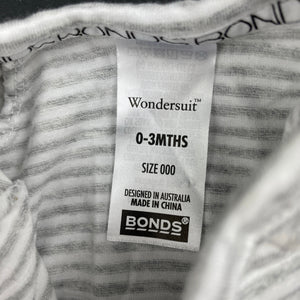 unisex Bonds, grey stripe zip wondersuit / zippy / romper, EUC, size 000,  
