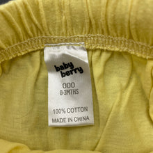 Load image into Gallery viewer, unisex Baby Berry, yellow cotton shorts, elasticated, EUC, size 000,  