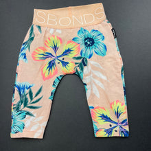 Load image into Gallery viewer, Girls Bonds, stretchy floral leggings / bottoms, EUC, size 0000,  