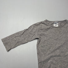 Load image into Gallery viewer, unisex Tiny Little Wonders, grey cotton long sleeve top, GUC, size 0,  