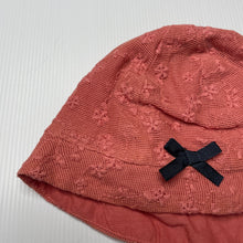 Load image into Gallery viewer, Girls M&amp;S, cotton lined floral lace hat / beanie, EUC, size 0,  