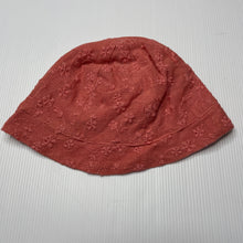 Load image into Gallery viewer, Girls M&amp;S, cotton lined floral lace hat / beanie, EUC, size 0,  