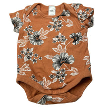 Load image into Gallery viewer, Girls Baby Berry, floral cotton bodysuit / romper, GUC, size 0,  