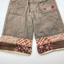 Load image into Gallery viewer, Girls sweet flower, cotton shorts, elasticated, Inside leg: 18cm, GUC, size 2,  