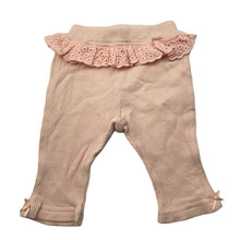 Load image into Gallery viewer, Girls Ollies Place, broderie trim waffle cotton leggings / bottoms, EUC, size 000,  