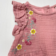 Load image into Gallery viewer, Girls Fox &amp; Finch, lined embroidered crinkle cotton dress, GUC, size 00, L: 35cm