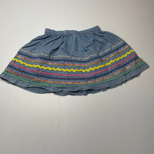 Load image into Gallery viewer, Girls Mini Boden, blue chambray cotton skirt, elasticated, L: 31cm, FUC, size 5-6,  
