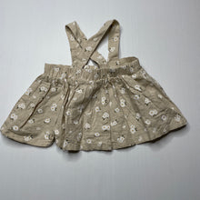 Load image into Gallery viewer, Girls Baby Baby, floral linen/viscose suspender skirt, EUC, size 0000,  