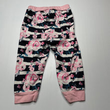 Load image into Gallery viewer, Girls ShenZhen, floral soft feel leggings / bottoms, elasticated, GUC, size 0,  