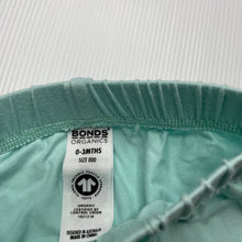 Load image into Gallery viewer, unisex Bonds, Organics lightweight stretchy shorts, elasticated, EUC, size 000,  