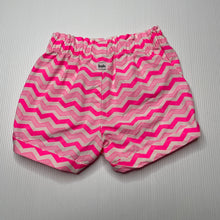 Load image into Gallery viewer, Girls Target, lightweight cotton shorts, elasticated, EUC, size 000,  