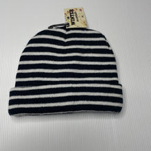 Load image into Gallery viewer, unisex AUSTWIDE, black &amp; white stripe knitted hat / beanie, NEW, size 4-6,  