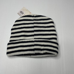 unisex AUSTWIDE, knitted striped hat / beanie, NEW, size 4-6,  