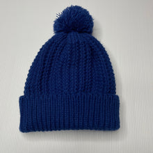 Load image into Gallery viewer, unisex blue, chunky knit winter hat / beanie, EUC, size 7-10,  