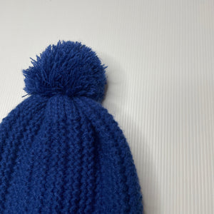 unisex blue, chunky knit winter hat / beanie, EUC, size 7-10,  