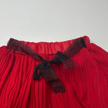 Load image into Gallery viewer, Girls lined, red pleated skirt, elasticated, L: 30cm, GUC, size 3-4,  