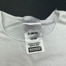 Load image into Gallery viewer, unisex Bonds, stretchy bodysuit / romper, EUC, size 000,  