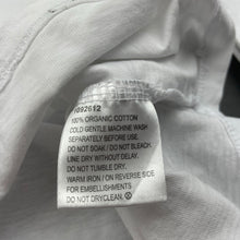 Load image into Gallery viewer, unisex Favourites, white organic cotton long sleeve top, GUC, size 6,  