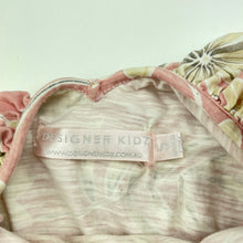 Load image into Gallery viewer, Girls Designer Kidz, stretchy floral dress, marks on front, FUC, size 5, L: 62cm at front