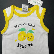 Load image into Gallery viewer, Girls Baby Berry, cotton bodysuit / romper, NEW, size 000,  