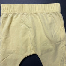 Load image into Gallery viewer, unisex Baby Berry, yellow stretchy leggings / bottoms, GUC, size 000,  