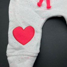 Load image into Gallery viewer, Girls Target, casual pants / bottoms, elasticated, EUC, size 000,  