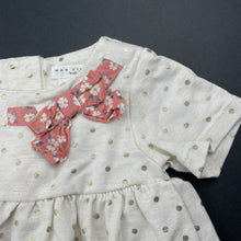 Load image into Gallery viewer, Girls MAX STUDIO, gold spot short sleeve top, EUC, size 000,  