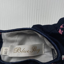 Load image into Gallery viewer, Girls Blue Sky, lined navy floral cotton dress, GUC, size 000, L: 33cm