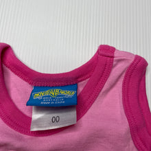 Load image into Gallery viewer, Girls Movie World, Supergirl cotton singlet top, EUC, size 00,  