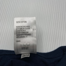 Load image into Gallery viewer, unisex Kids &amp; Co, navy cotton singlet top, EUC, size 0000,  