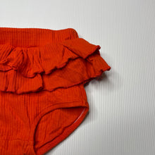 Load image into Gallery viewer, Girls Baby Berry, ribbed ruffle nappy cover / bloomers, EUC, size 1,  