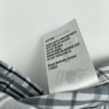 Load image into Gallery viewer, Boys H&amp;T, lightweight cotton short sleeve shirt, FUC, size 5,  