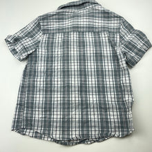 Load image into Gallery viewer, Boys H&amp;T, lightweight cotton short sleeve shirt, FUC, size 5,  