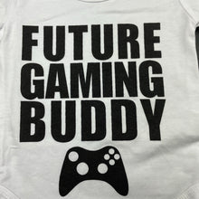 Load image into Gallery viewer, Boys lightweight, bodysuit / romper, gaming, EUC, size 00,  