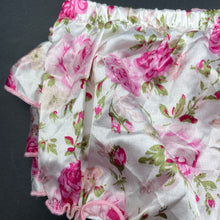 Load image into Gallery viewer, Girls lightweight, floral nappy cover / bloomers, EUC, size 000-00,  