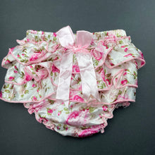 Load image into Gallery viewer, Girls lightweight, floral nappy cover / bloomers, EUC, size 000-00,  