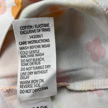 Load image into Gallery viewer, Girls Dymples, stretchy floral t-shirt / top, discolouration neck, FUC, size 0,  