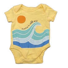 Load image into Gallery viewer, unisex Baby Berry, yellow cotton bodysuit / romper, EUC, size 0000,  