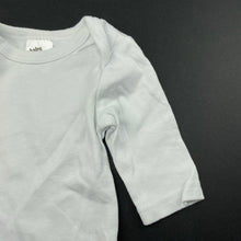 Load image into Gallery viewer, unisex Baby Berry, soft cotton bodysuit / romper, GUC, size 0000,  
