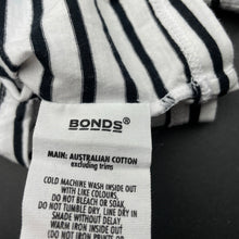 Load image into Gallery viewer, unisex Bonds, striped Australian cotton t-shirt / top, EUC, size 000,  