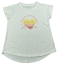 Load image into Gallery viewer, Girls Anko, lightweight t-shirt / top, GUC, size 9,  