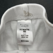 Load image into Gallery viewer, unisex Tiny Little Wonders, cotton footed leggings / bottoms, EUC, size 000,  