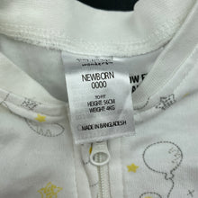 Load image into Gallery viewer, unisex Tiny Little Wonders, cotton zip coverall / romper, EUC, size 0000,  