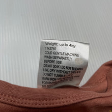 Load image into Gallery viewer, unisex Baby Baby, cotton bodysuit / romper, EUC, size 0000,  