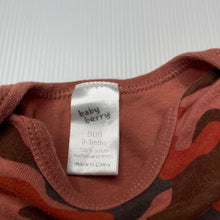 Load image into Gallery viewer, unisex Baby Berry, soft cotton bodysuit / romper, GUC, size 000,  