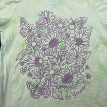 Load image into Gallery viewer, Girls Cotton On, tie dyed cotton t-shirt / top, flowers, FUC, size 4,  