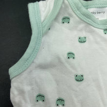 Load image into Gallery viewer, unisex Baby Berry, soft cotton bodysuit / romper, EUC, size 00,  