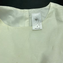 Load image into Gallery viewer, Girls Target, floral formal / party dress, small marks chest, FUC, size 7, L: 72cm